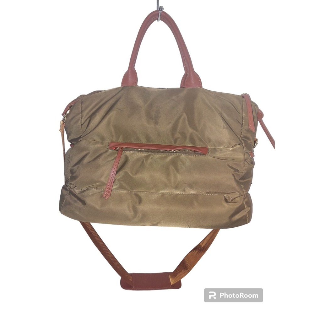 Adrienne Vittadini Puffer Travel Gym Bag‎